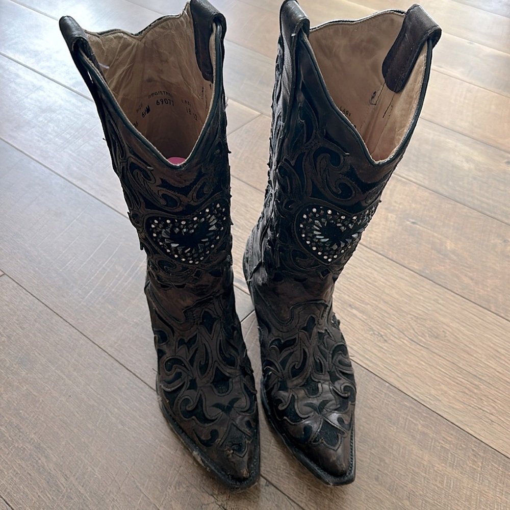 Corral boots size 6.5